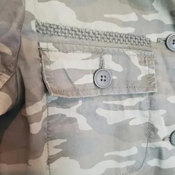 Caslon Nordstrom Camo Lightweight Utility Pocket Jacket Embroidered XS - Picture 4 of 11